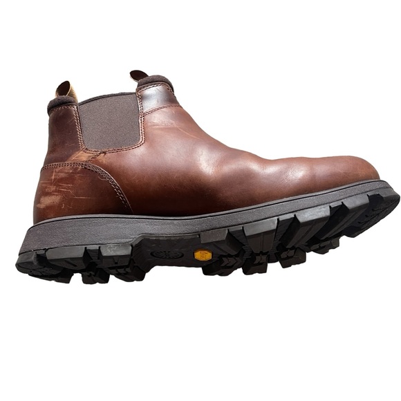 UGG HILLMONT CHELSEA Boots in good condition. - Picture 2 of 9